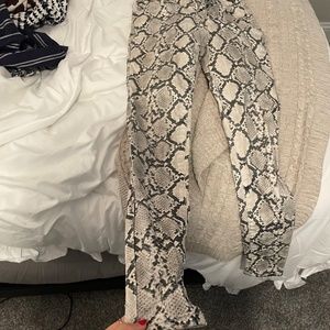 Bagatelle Skinny Snakeskin Print Jeans Size XS